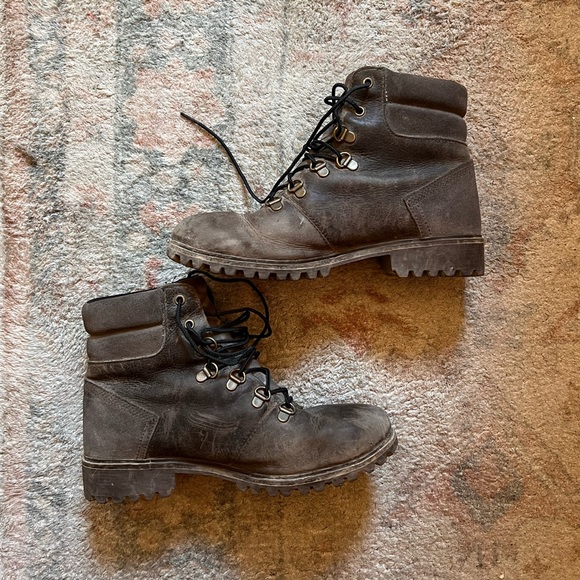 Timberland Hiking Leather Boots- Waterproof - Picture 1 of 5